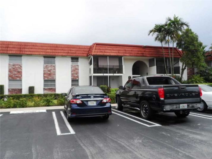 22785 Sw 66th Ave Apt 101, Boca Raton, FL 33428