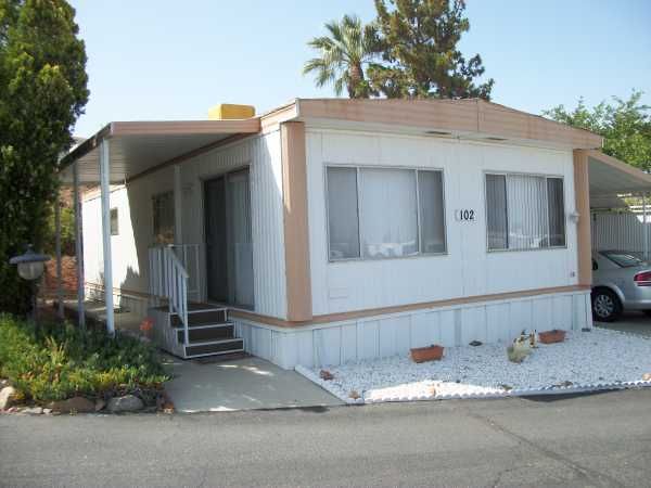 1536 S. State St., #102, Hemet, CA 92543