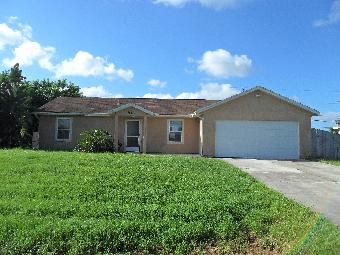 832 SW Mccoy Avenue, Port Saint Lucie, FL 34953