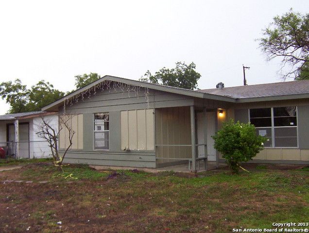 322 Barbuda St, San Antonio, TX 78227