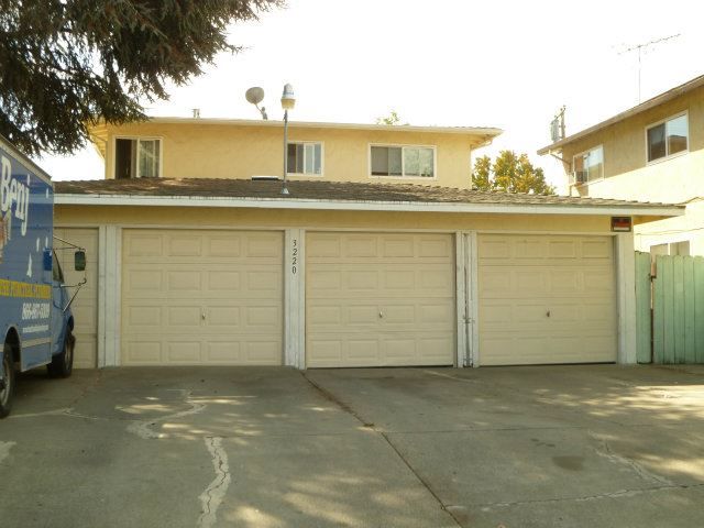 3220 Williamsburg Dr, San Jose, CA 95117