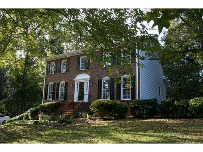 2612 Kenwood Drive, Duluth, GA 30096