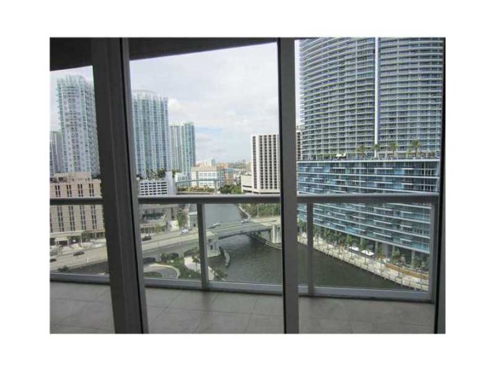 465 BRICKELL AV # 1602, Miami, FL 33131