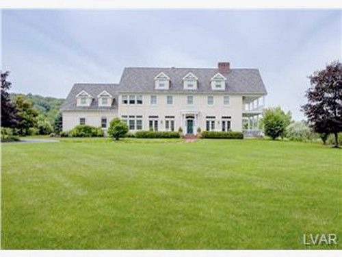 2350 Spring Valley Road, Bethlehem, PA 18015