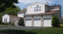 12 English Ivy Ln Lake Grove, NY 11755