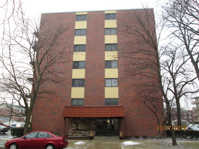 7320 Dixon St Apt 7, Forest Park, IL 60130