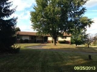 5800 Oak Hill Rd, Ortonville, MI 48462