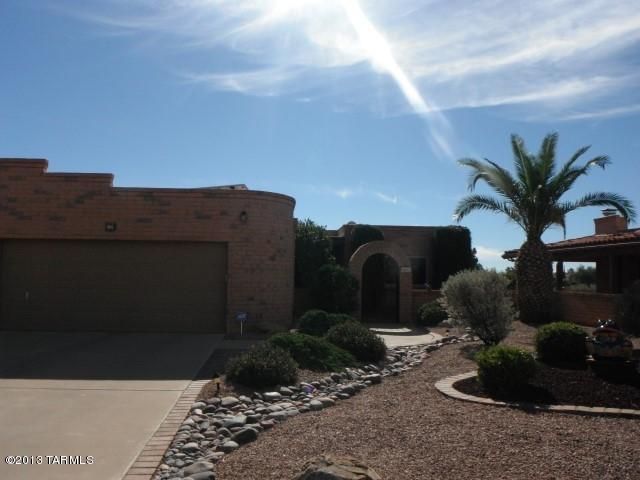 861 W Golf Course, Green Valley, AZ 85622