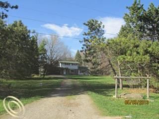 2297 S Sashabaw Ln, Ortonville, MI 48462