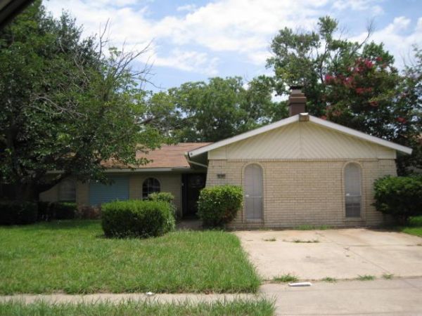 634 Asbury Park, Garland, TX 75043