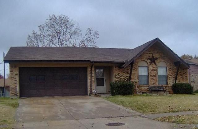 616 Carl C Senter Street, Forney, TX 75126