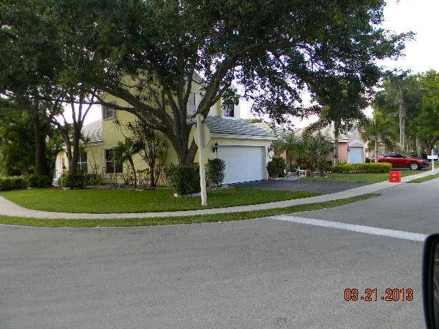 2997 MYRTLE OAK CR, Fort Lauderdale, FL 33328