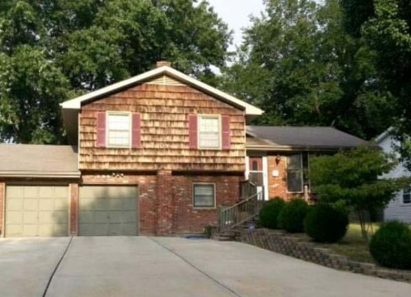 406 Northeast Corder St, Lees Summit, MO 64063