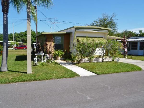 10347 1st Street NE, Saint Petersburg, FL 33716