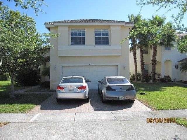 2923 SW 161ST AV, Hollywood, FL 33027