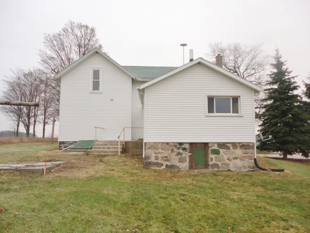 13532 Bell Rd, Lake Odessa, MI 48849