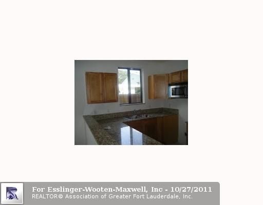 3421 SW 13 TE # 3421, Miami, FL 33145