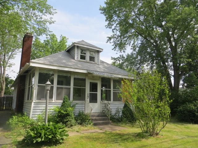 34 East St, Schenectady, NY 12309