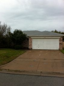 6306 Rock Springs Dr, Arlington, TX 76001