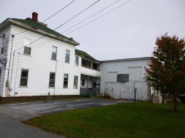 10 Clark Street, Barre, VT 05641