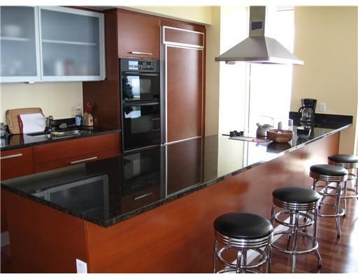 1830 OCEAN DR # 3502, Hallandale, FL 33009