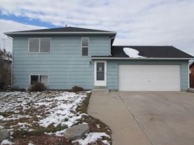 2221 Balsam Ave, Greeley, CO 80631