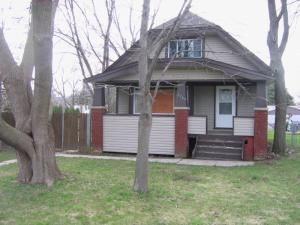 5743 N. Teutonia, Milwaukee, WI 53209