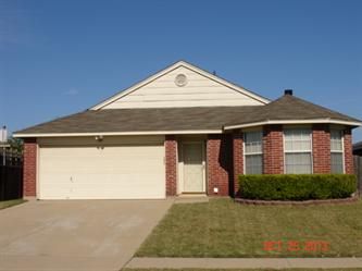 1909  Salt Flats Trl, Arlington, TX 76002