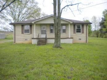 864 Greenwood Rd, Lebanon, TN 37090