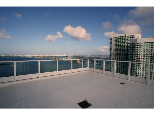 2020 N BAYSHORE DR # 3708, Miami, FL 33137