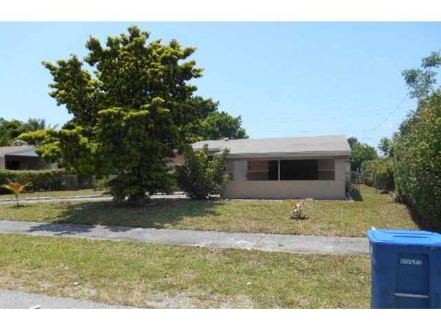 410 Nw 184th Ter, Miami, FL 33169