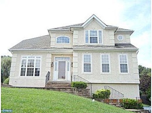 Mill Ridge Dr, Aston, PA 19014