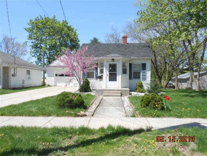 708 S Monroe St, Stoughton, WI 53589