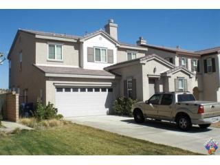 2741 Hornbeam Rd, Palmdale, CA 93551