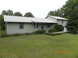 E 646 Murphy Ln, Dadeville, AL 36853