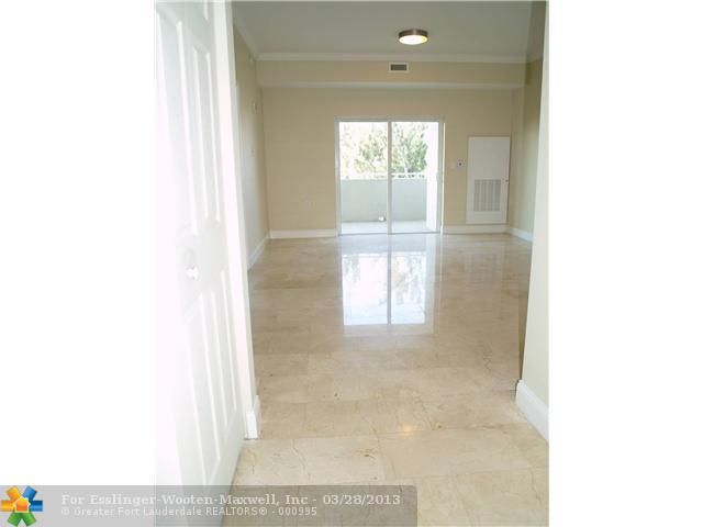 1750 NW 107th Ave # WN-600, Miami, FL 33172