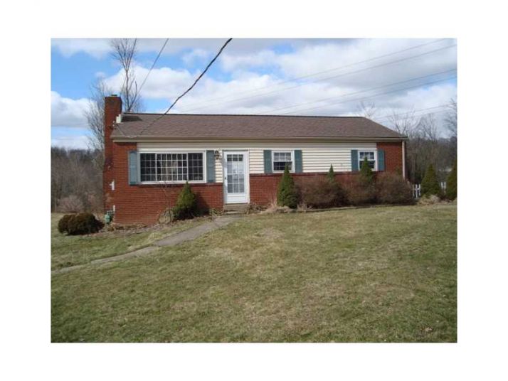 102 Garnet St, Aliquippa, PA 15001