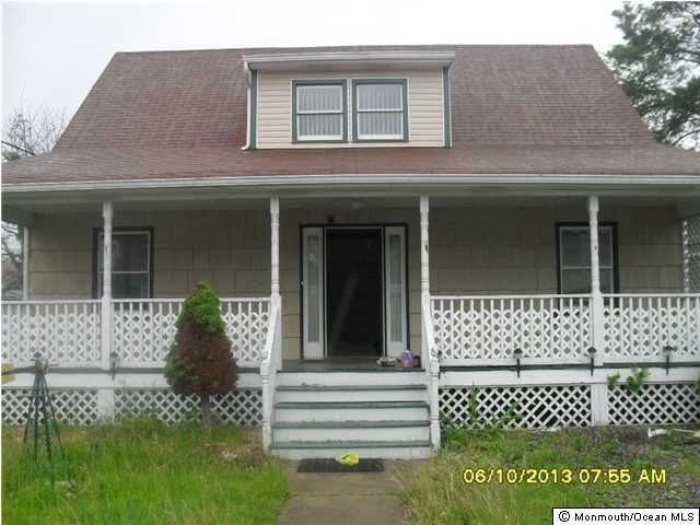 27 Seaview Ave, Keansburg, NJ 07734