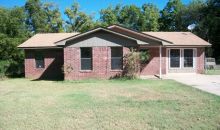 209 E Rosewood St Hugo, OK 74743