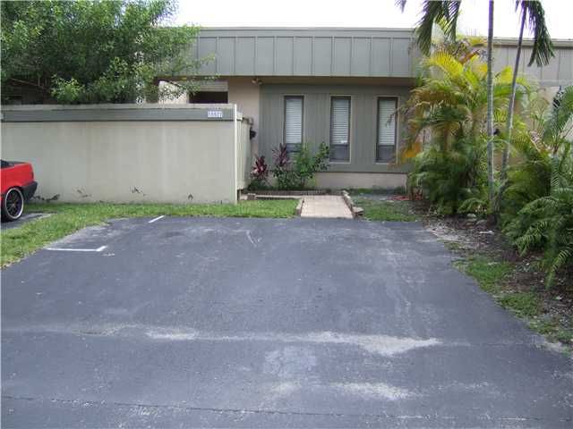 10577 SW 73 TE # ., Miami, FL 33173