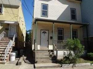 334 Avenue E, Bayonne, NJ 07002