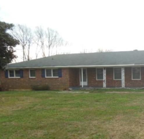 3939 Pine Hall Road, Walnut Cove, NC 27052