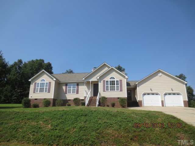 7220 Messenger Dr, Willow Spring, NC 27592