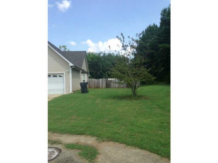 909 Harbins Pass Drive, Dacula, GA 30019