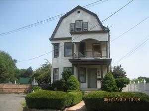 55 Grace St, Bloomfield, NJ 07003