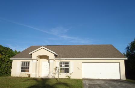 2319 Sw Stokes St, Port Saint Lucie, FL 34953