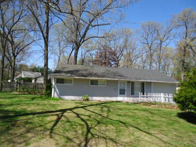 18 Thomas St, Enfield, CT 06082