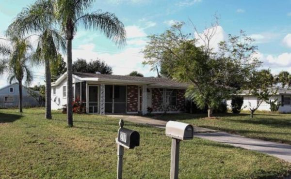 221 Venice East Boulevard, Venice, FL 34293