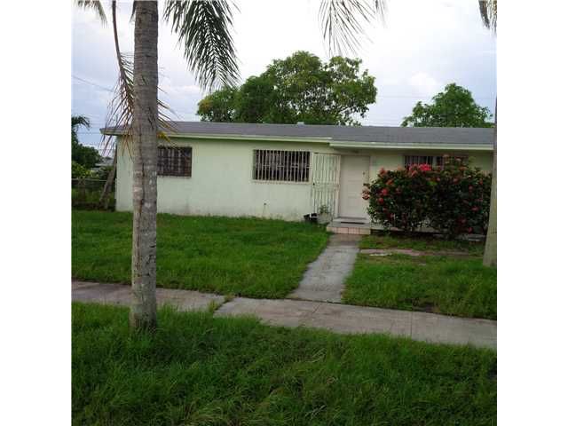 750 NW 202 ST, Miami, FL 33169