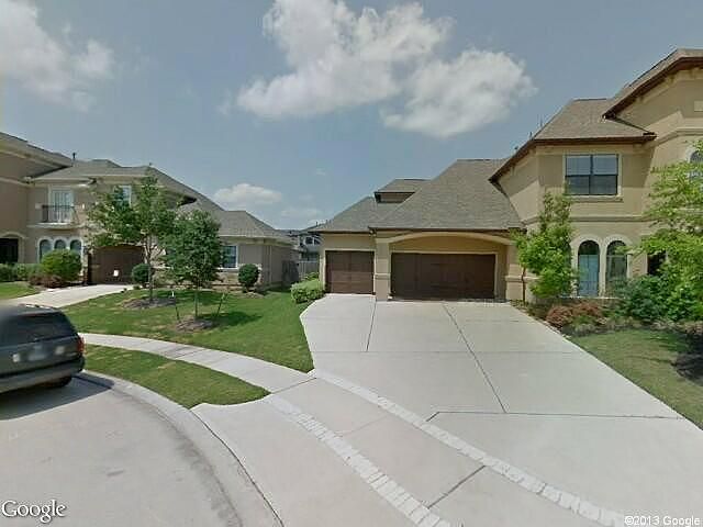 Bainbridge Dr, Sugar Land, TX 77479